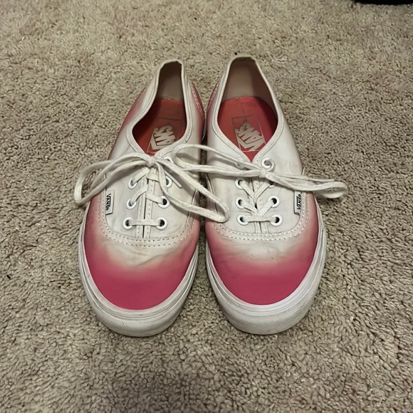 Vans Shoes - Vans 💗